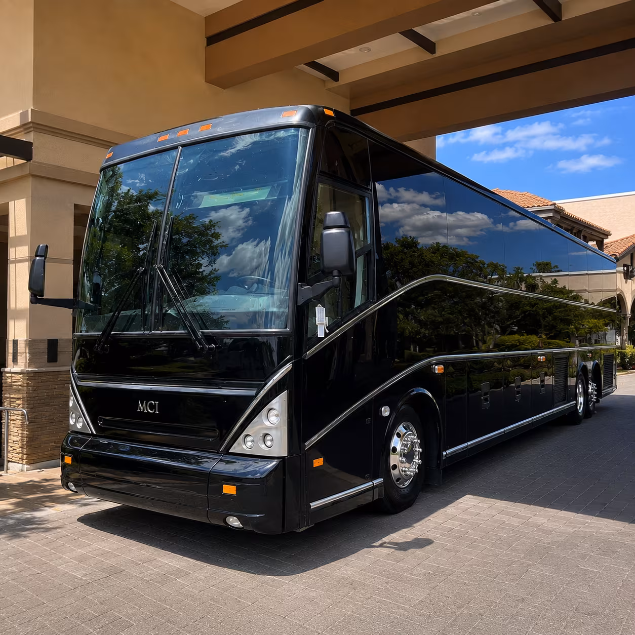 charter buses for trade show groups heading to the dallas market center