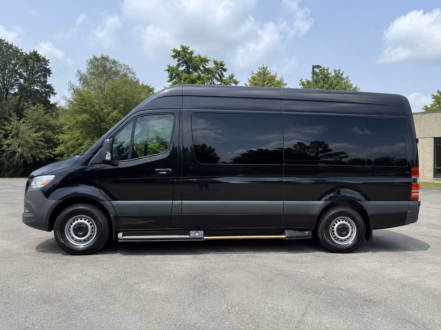 find the perfect transportation for your next wedding 5
