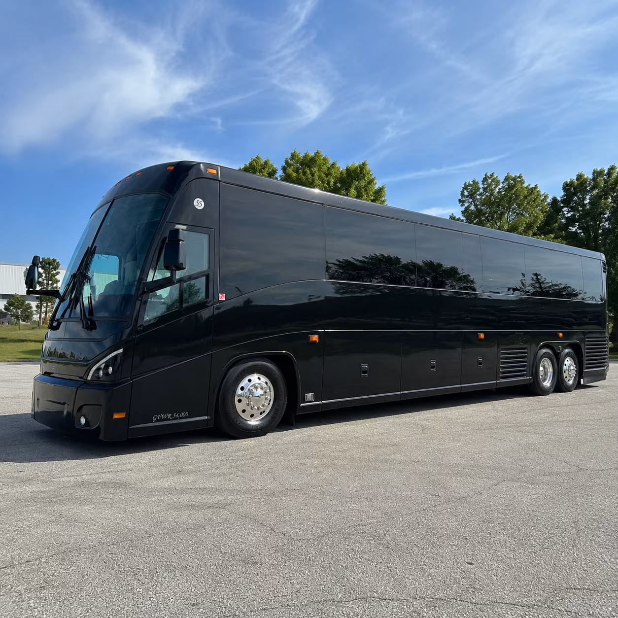 garland 47 passenger charter bus