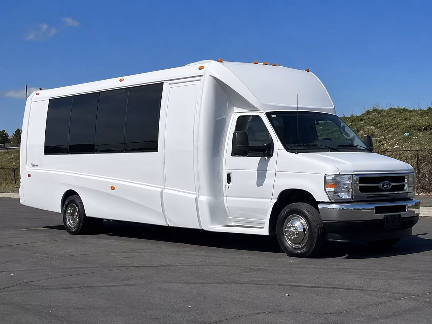 garland bus rentals