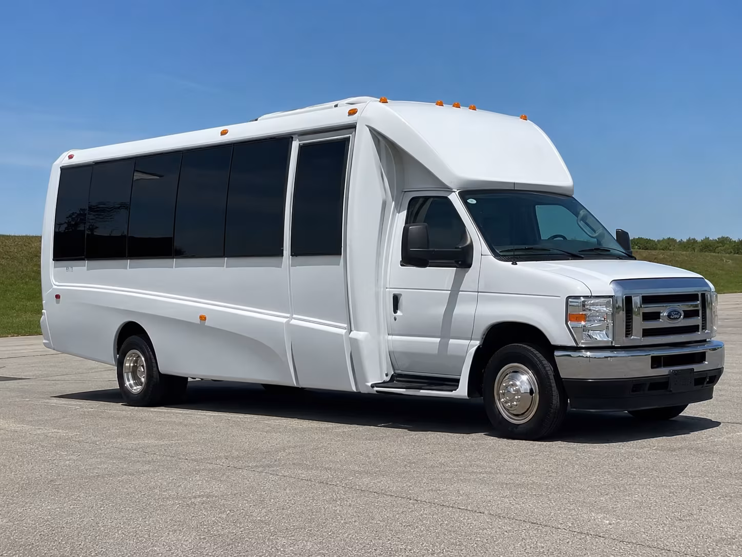 party buses for garland wedding parties and bridal groups
